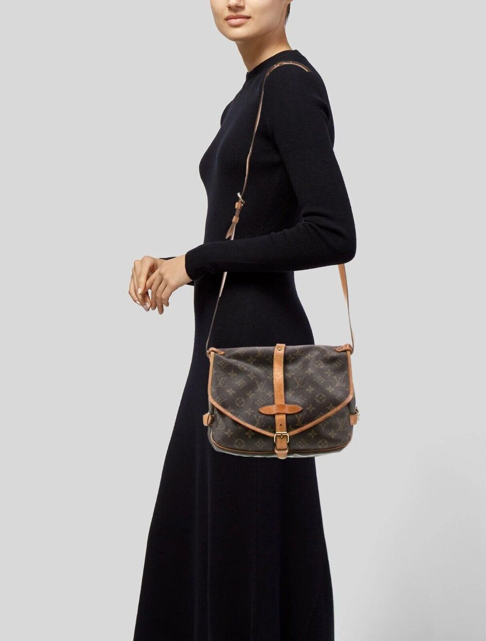 Louis Vuitton Saumur Shoulder Bag 30  Monogram Canvas - date code# AR0915